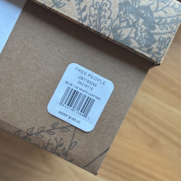 Free People James Chelsea Boot - Picture 6 of 7